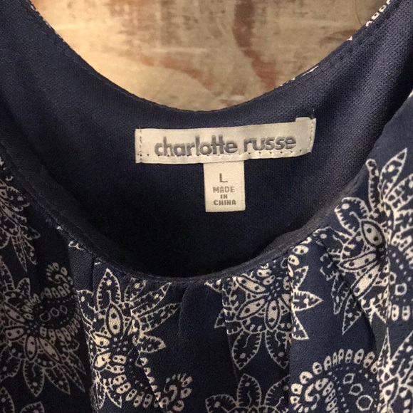 Dress - Picture 3 of 4